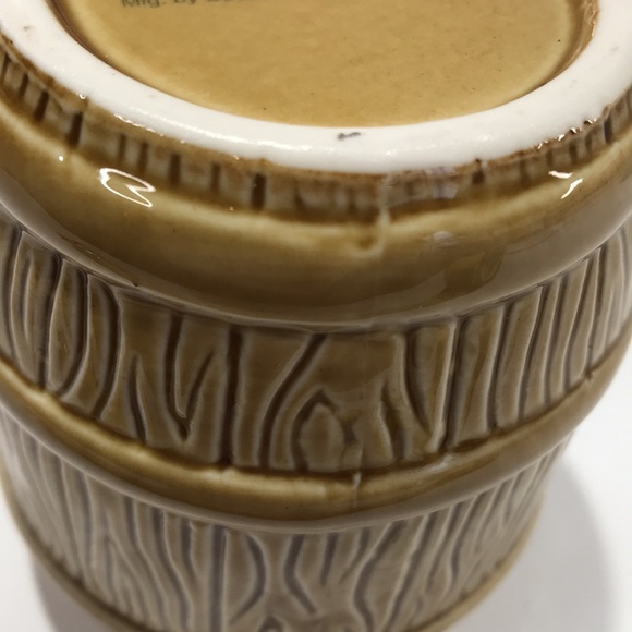 Geeki Tikis The Warehouse Restaurant Marina del Rey Yellow Collectible Cup - Picture 10 of 12